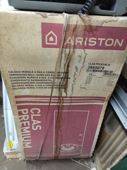 Газов котел ariston 24kw