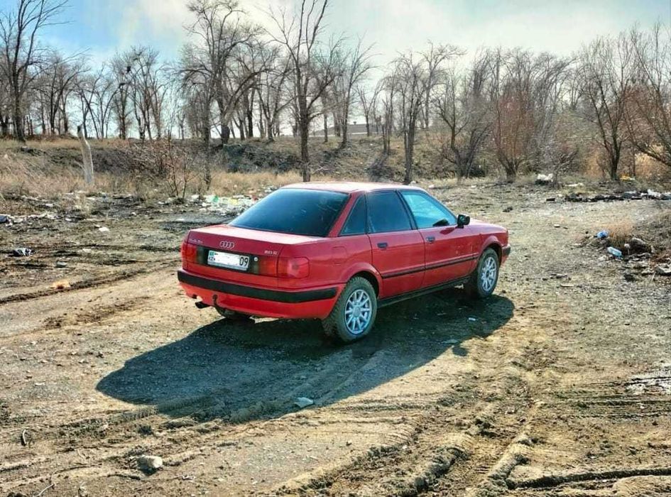 Продается аудии б4