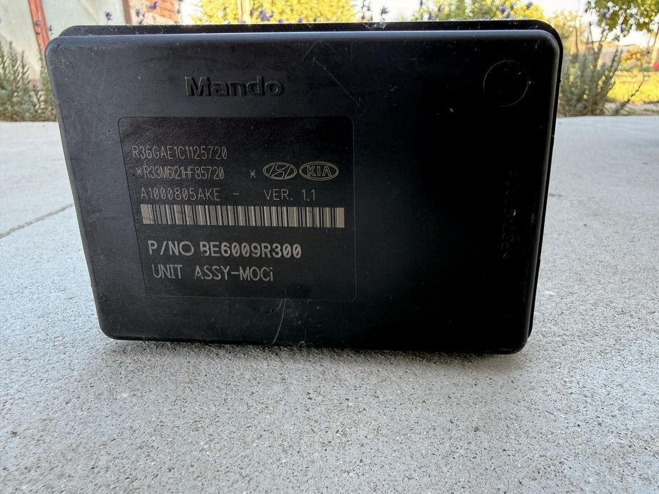 ABS модул 58920-F1210
