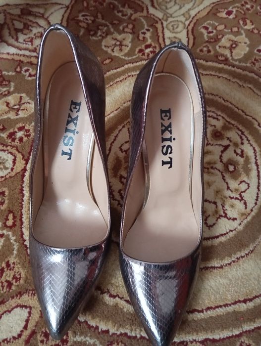 Rochie frumoasa marimea 40