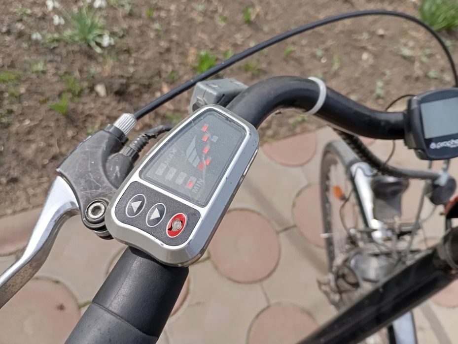 Bicicleta electrica asistată