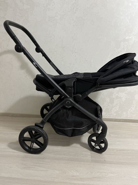 Продаю коляску 3 в 1. Автоколяска Teknum
