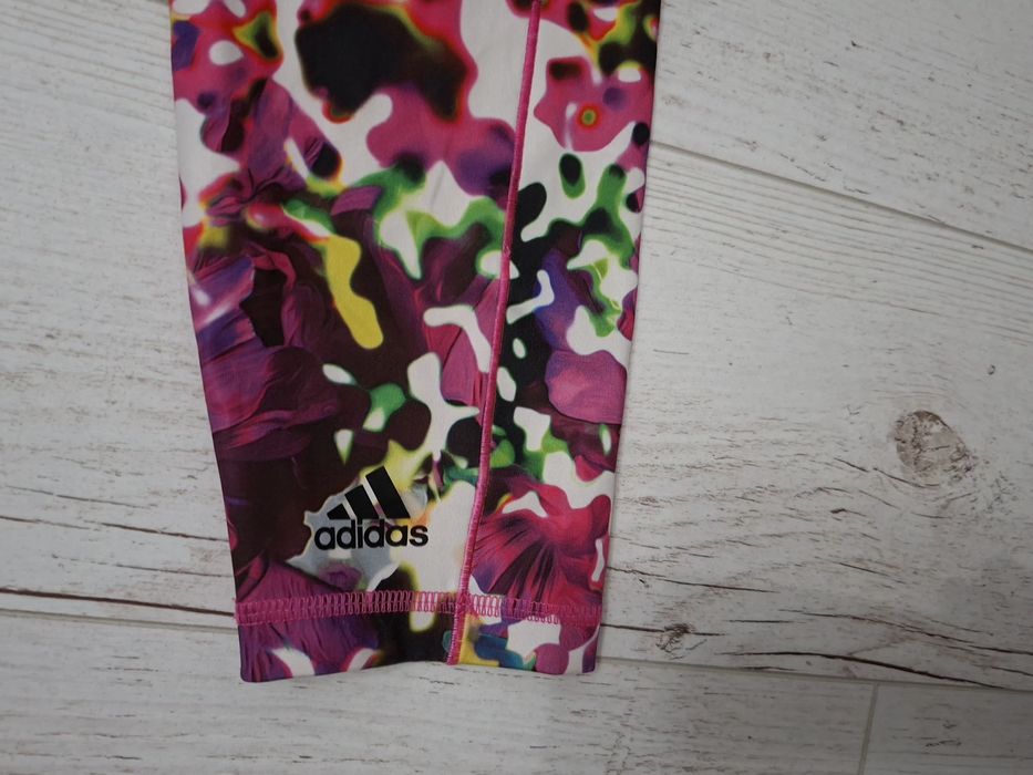 Adidas-Ориг. Дамски клин Нов!!!