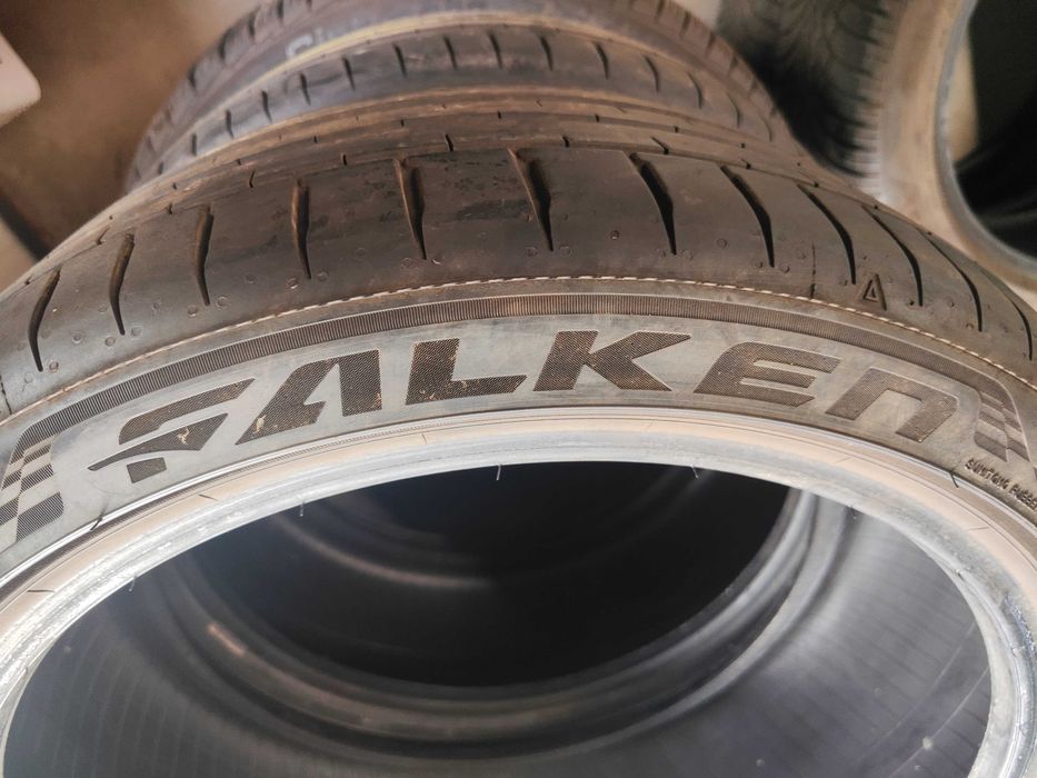 2бр. летни гуми 225/40/18 Falken