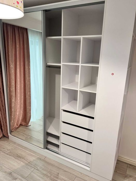 Dressing/Dulap+Birou+Scaun pentru copil