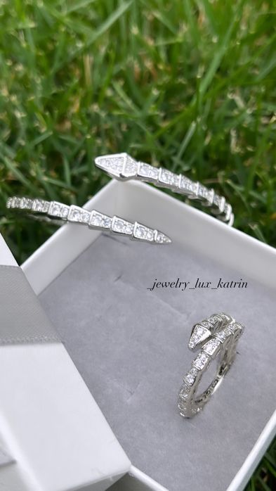 Женские часы ,браслеты