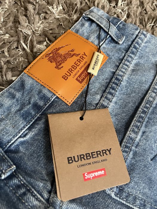 Blugi Burberry marimea 36