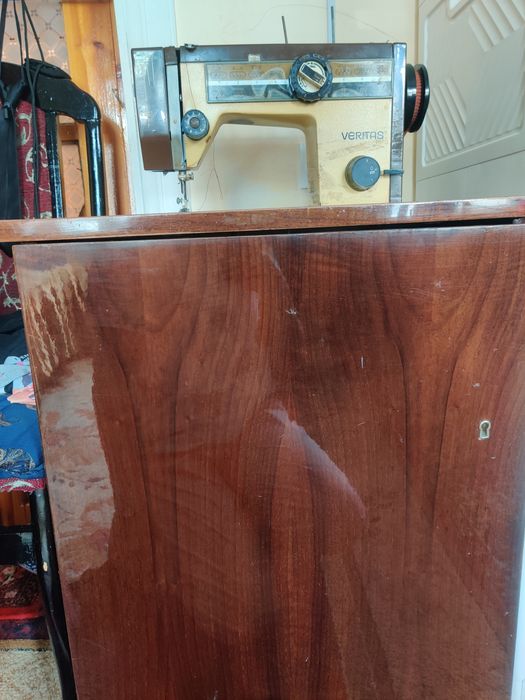 Швейная машинка Veritas