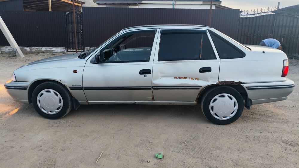 Продам машину Deawoo Nexia