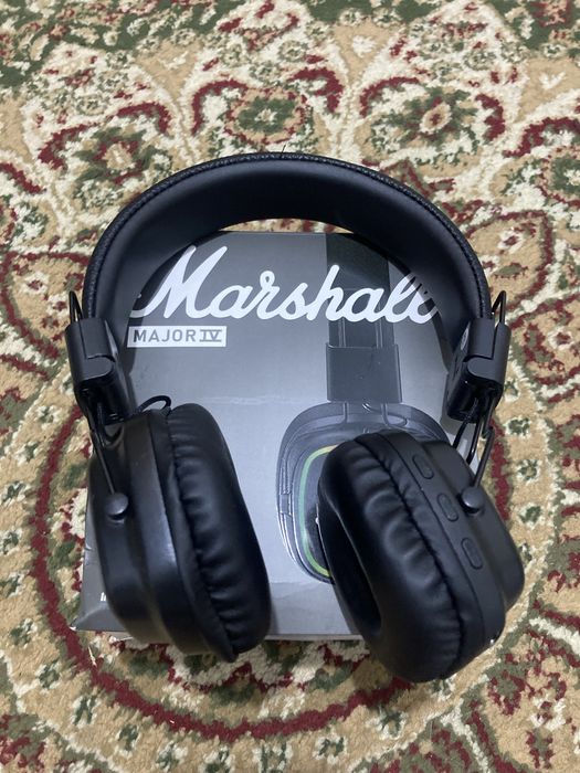Наушники Маршал !