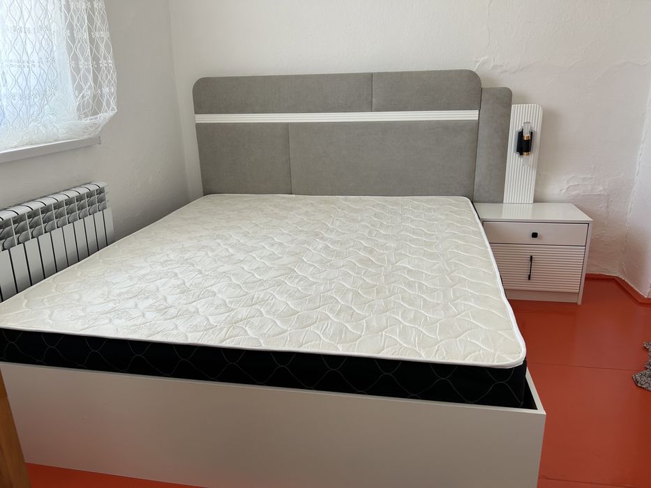 Кровать 180/200 и 2 тумбы