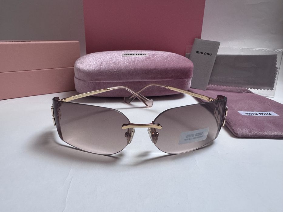 Ochelari de soare Miu Miu MUA51S 75-14 110, Noi