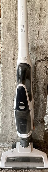 3 aspiratoare , 2 industriale , si de calitate