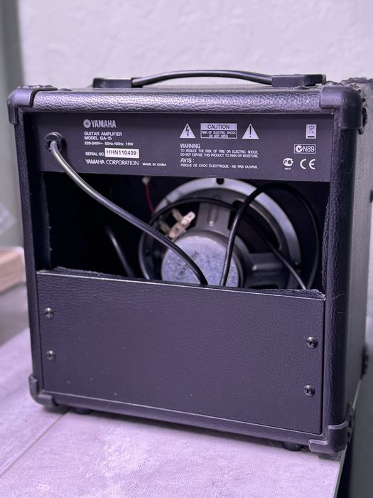 Продам усилитель для электрогитары