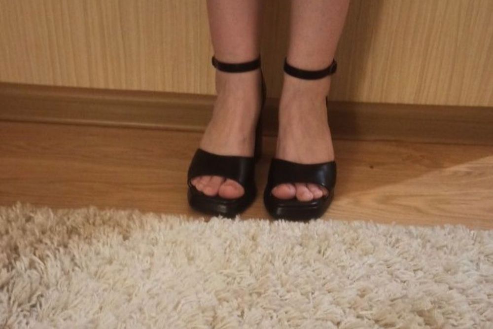 Продаю осенние туфли