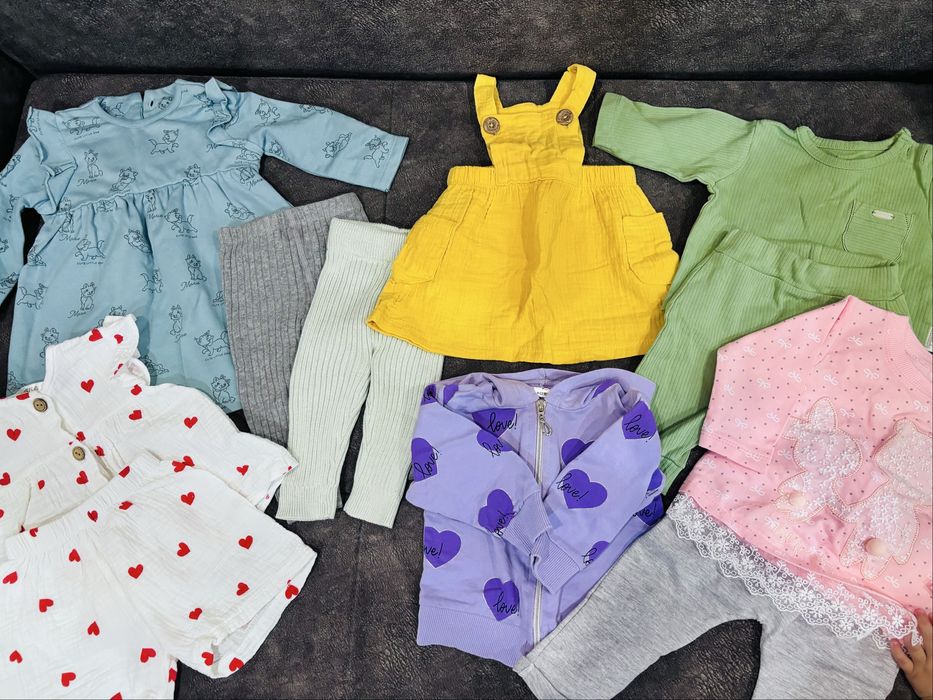 Продам детские вещи