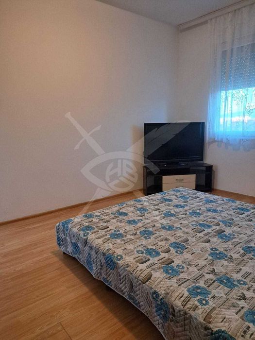 Дава се под наем Двустаен апартамент в Пловдив, Христо Смирненски - 68 кв.м за 423.81 € - Снимка #1