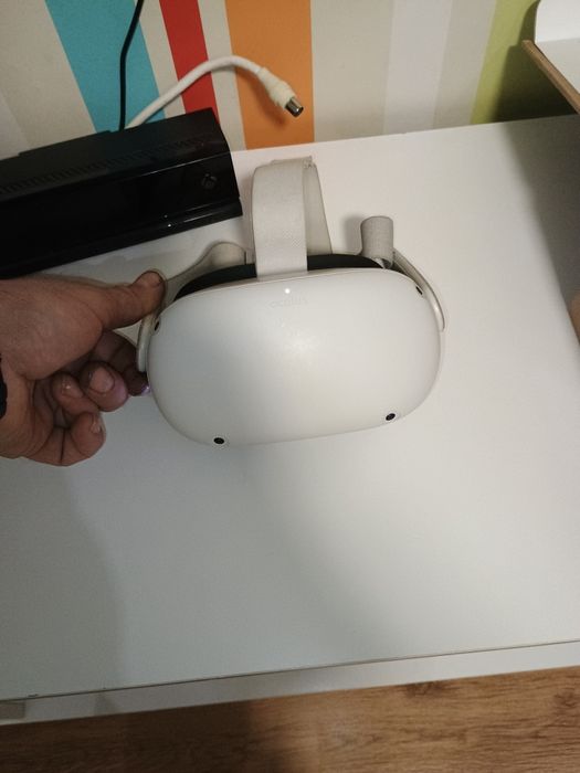 Продава се Meta Quest 2