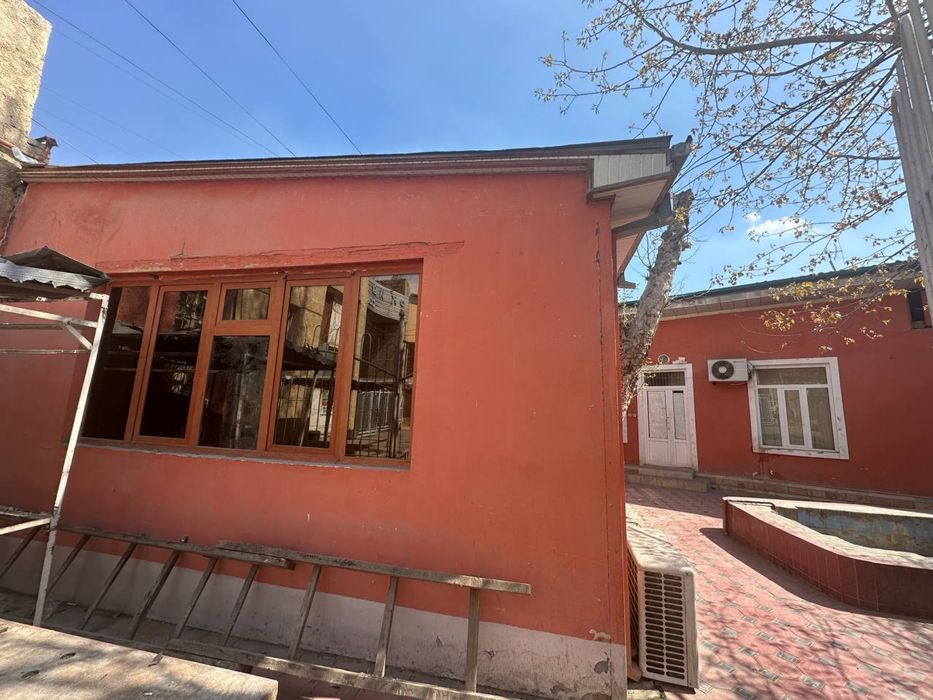 Ижарага нотурар жой шахарни марказида арзонрок келишамиз