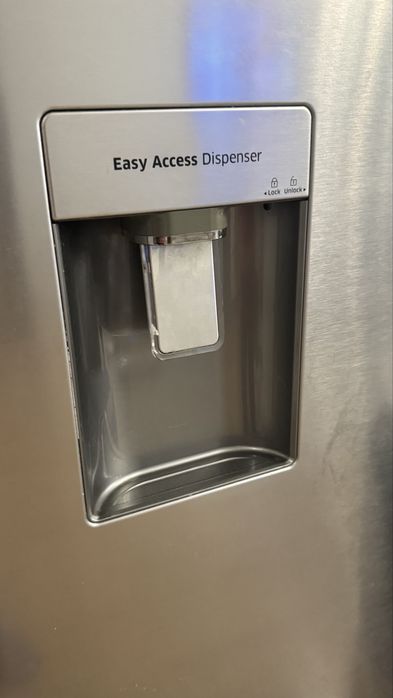 Холодильник Samsumg