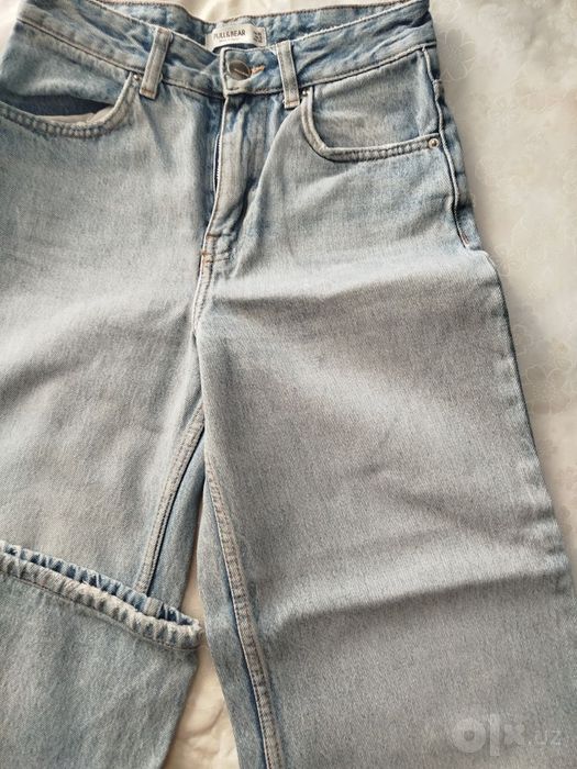 Продаются джинсы и брюки 46и48 разм.. цена за каждые 40 тыс.