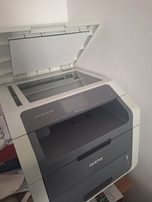 Imprimanta brother DCP 9015CDW