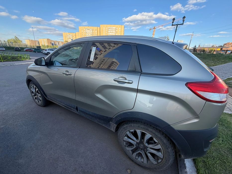 Lada x-ray cross