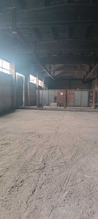 ХХХ Сдаётся склад на Бектемирском районе 2200 кв м