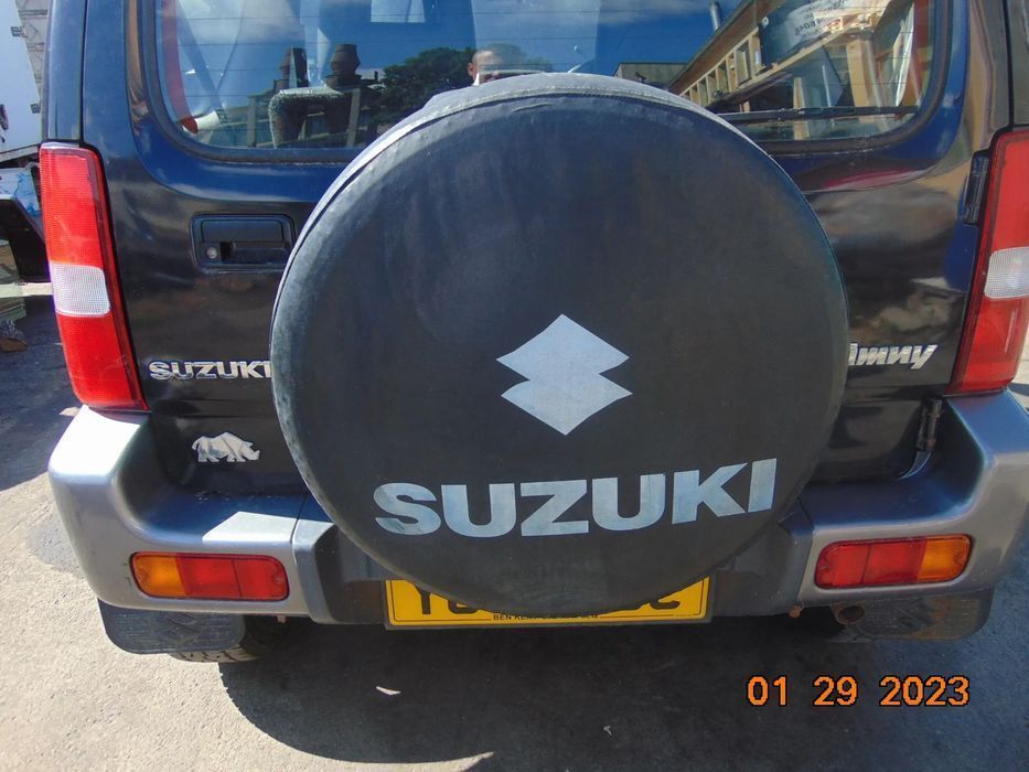 Husa roata Rezerva Suzuki Jimny dezmembrez jimny 1.3 ac 4x4 manuala cu