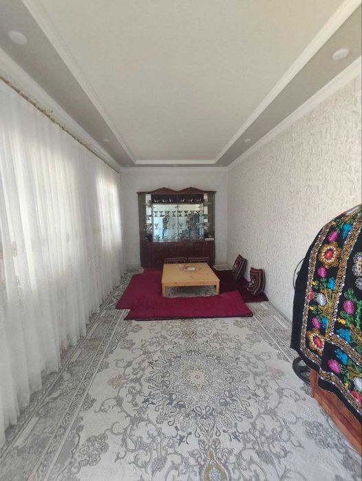 Срочно уй сотилади НОВ айрон ёнида, 4,5 сотих