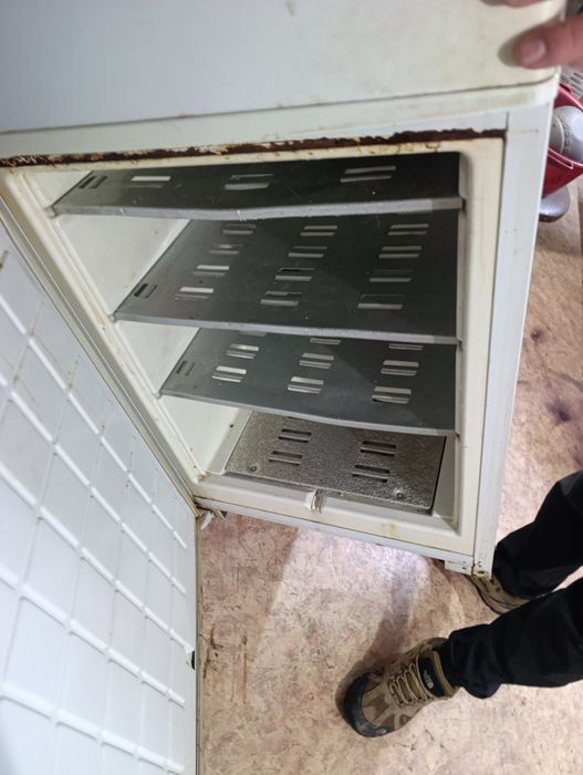 Холодильник в рабочем состоянии