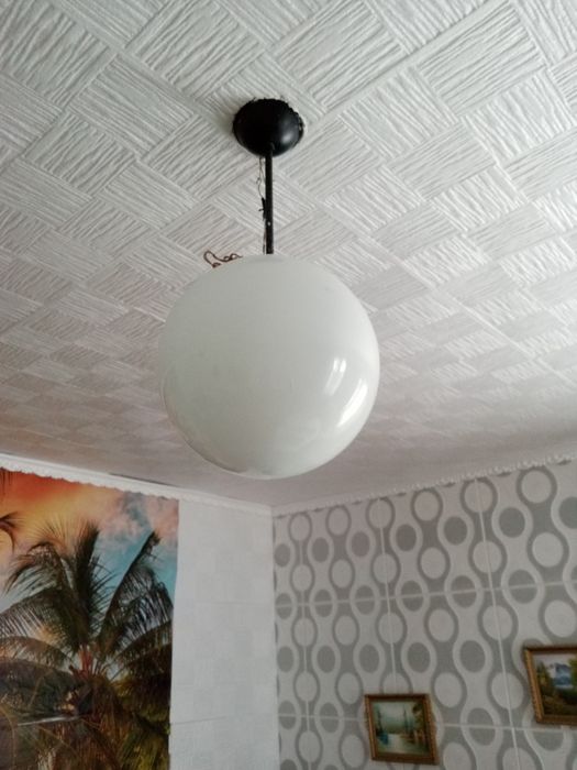 Продавам полилей