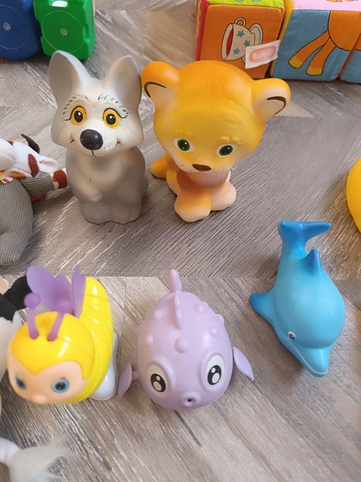 Пакет б/у игрушек для малышей