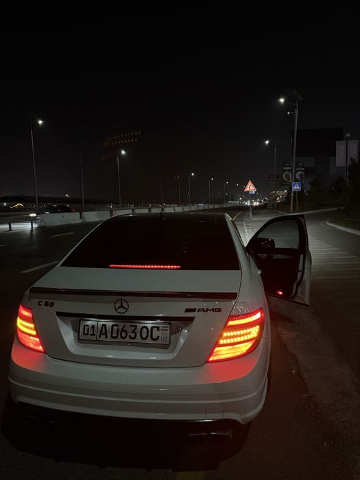 Mersades w204 moshina ideal