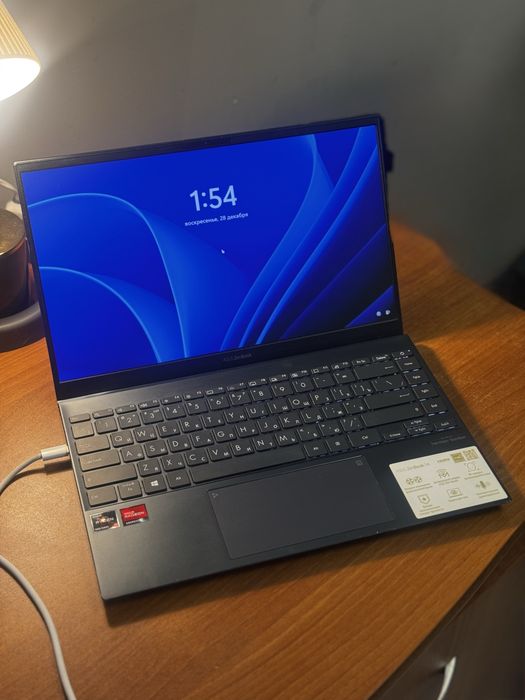 Ноутбук Asus Zenbook 14