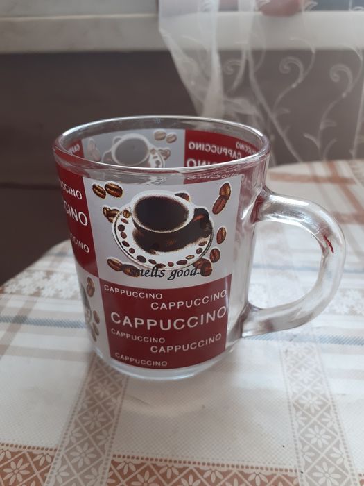 Продавам чаши за безалкохол ни напитки чаши за топли напитки