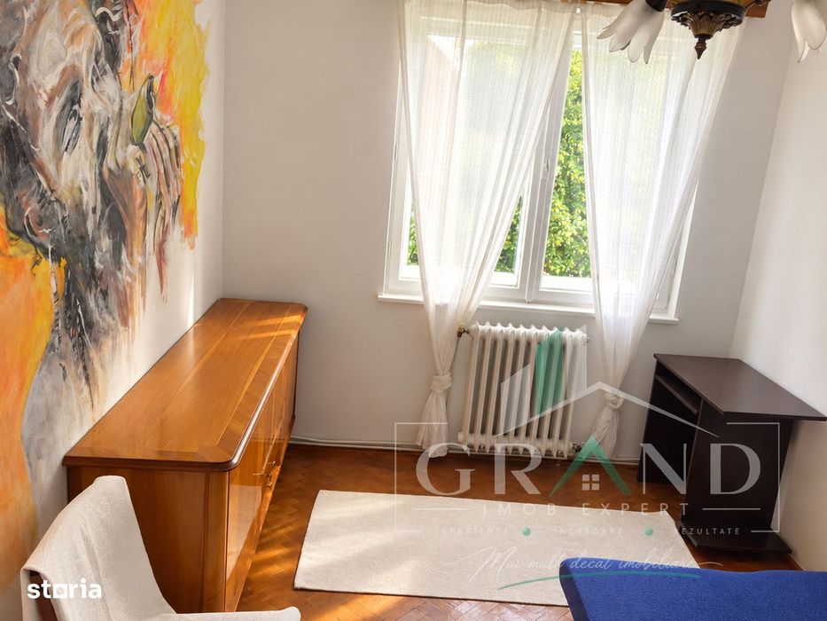 Ap 4 camere | 2 bai | Balcon | Gheorgheni-Hotel Royal