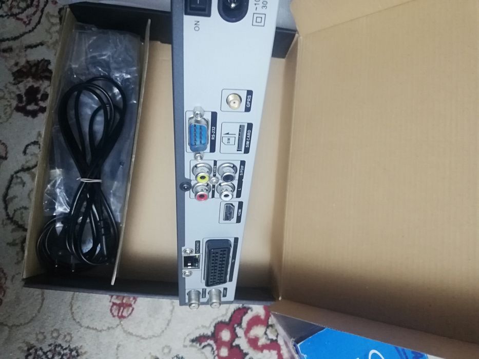 Спутниковый тюнер Skybox f4. В идеале!