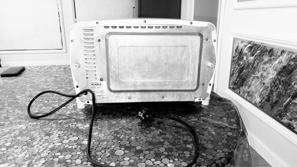 Продам печь Scarlett!