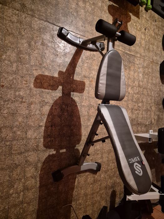 Регулируема лежанка фитнес уреди коремни преси фитнес пейка