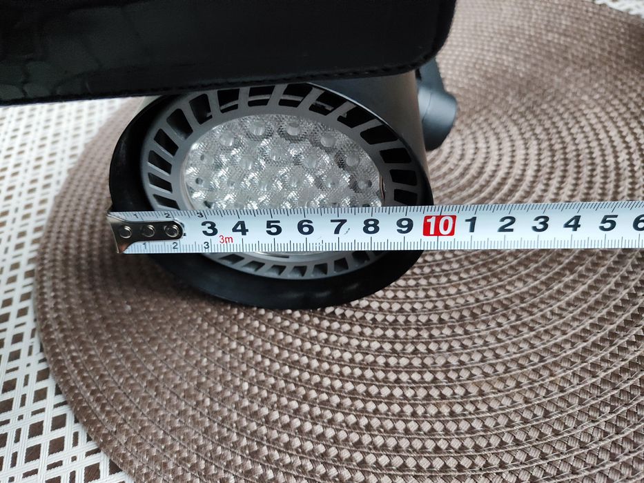 Трековый спот для больших помещений