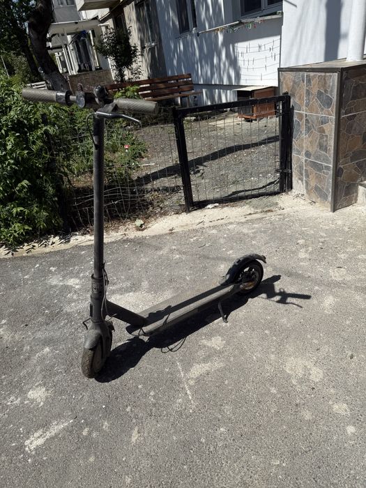 Vand trotineta electrica xiaomi generatia a 2