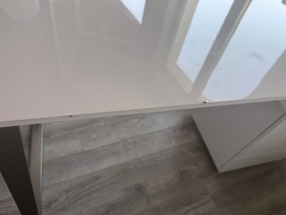 Бюро за детска стая