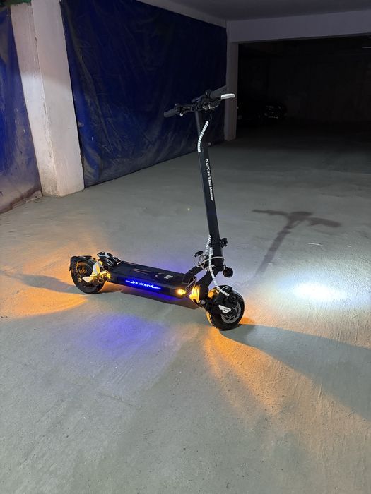 Trotineta Kukirin G2 Master 2025 personalizata