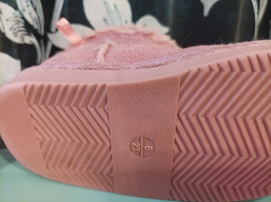 Botoși casa/UGG/cizme măsura 23, 13.5 cm interiot