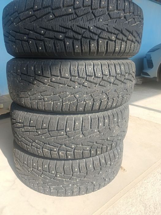 Шины  зимние ШИПОВАННЫЕ