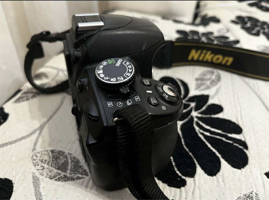 Фотоапарат Nikon D3100