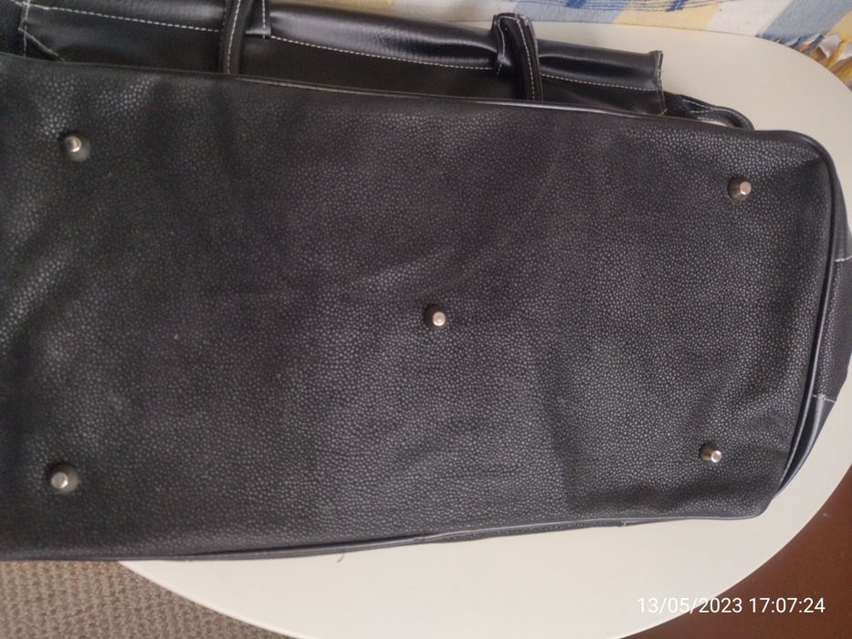 Пътна чанта велур