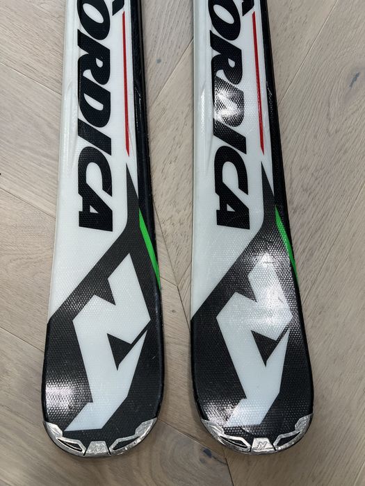 Ски  176см Nordica