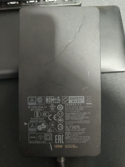 Incarcator Microsoft Surface 199W